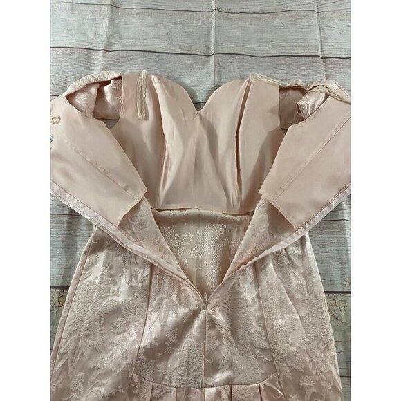 Vintage Cache Petites By Bari Protas Women's Embellished Cocktail Dress - 8 - Picture 12 of 14